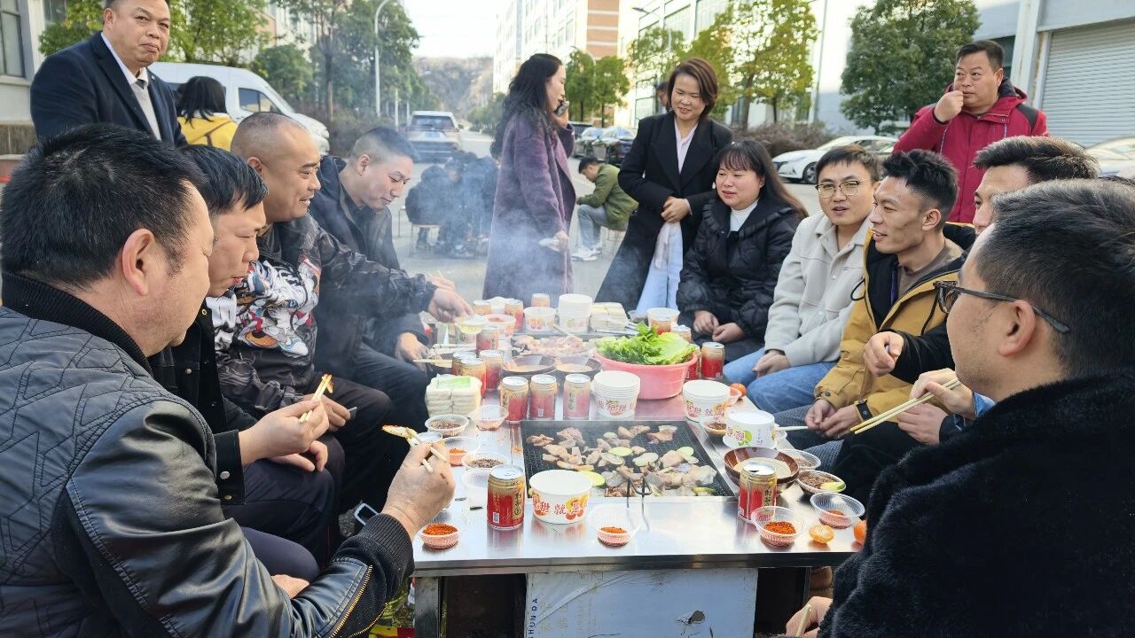 1eb098f7-f627-4980-92dd-ecf2e1791a07